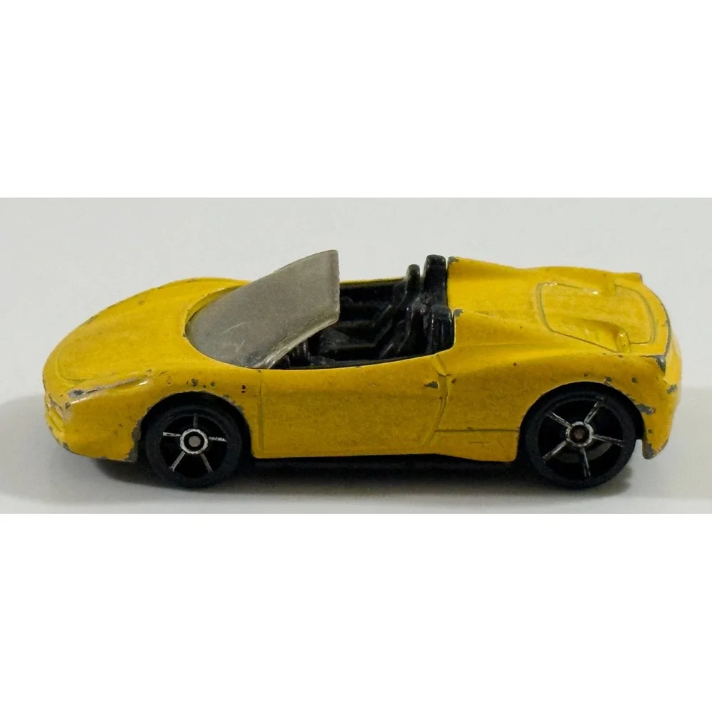 Hot Wheels Ferrari 458 Spider Kids 1:64 Yellow Diecast Toy Car Convertible